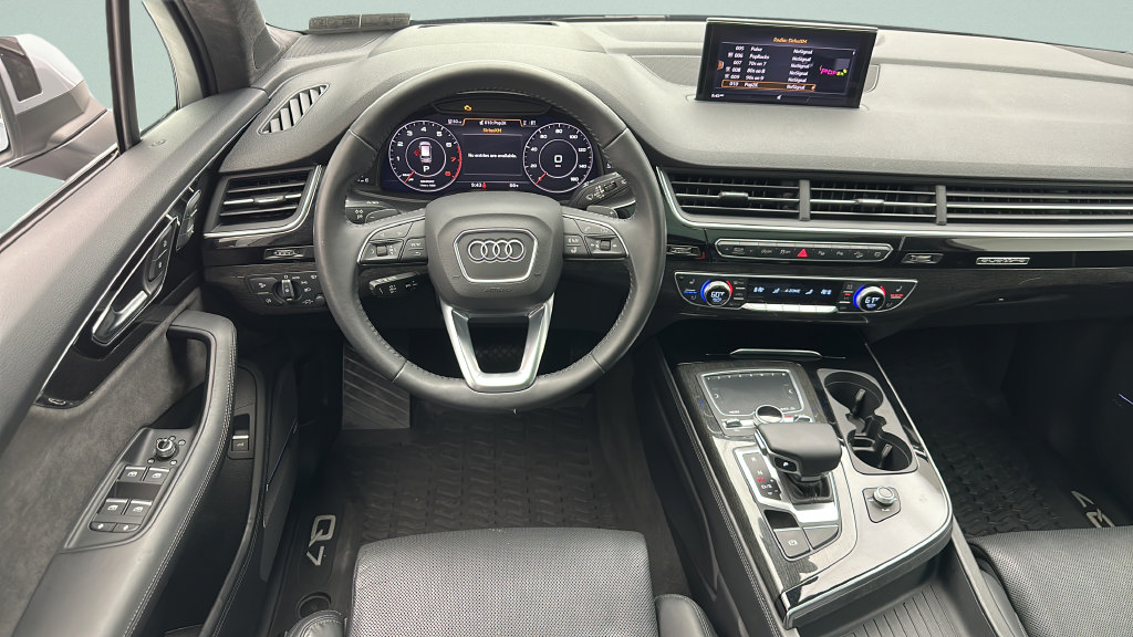 Used 2019 Audi Q7 3.0T Prestige AWD/4WD image 11