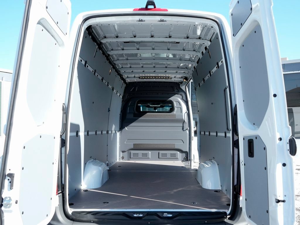 Used 2026 Mercedes-Benz Sprinter 2500 image 5