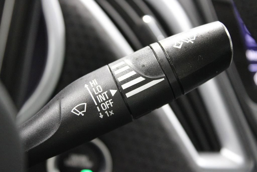 Used 2024 Chevrolet Malibu LT image 37