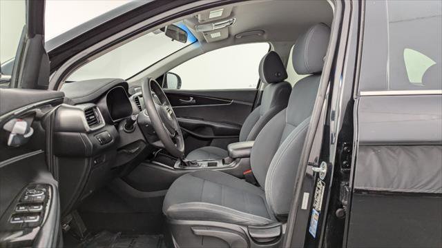 Used 2019 Kia Sorento L image 14