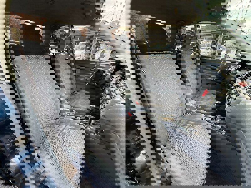 Used 2002 Mitsubishi Lancer ES image 12