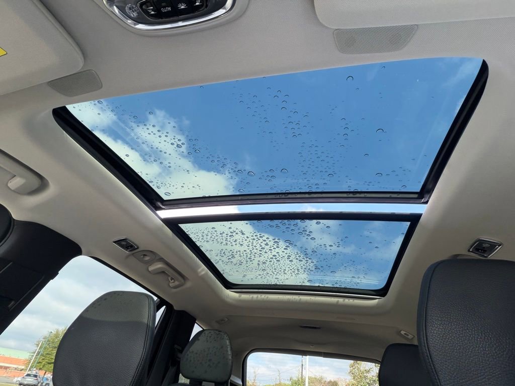 Used 2022 Volvo XC90 T6 Momentum image 26