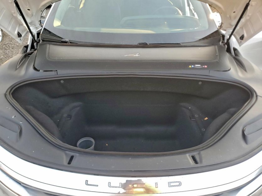 Used 2025 Lucid Air Touring image 9