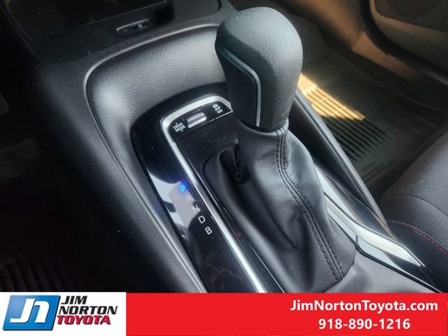 Used 2025 Toyota Corolla SE w/ SE Premium Package FWD image 21