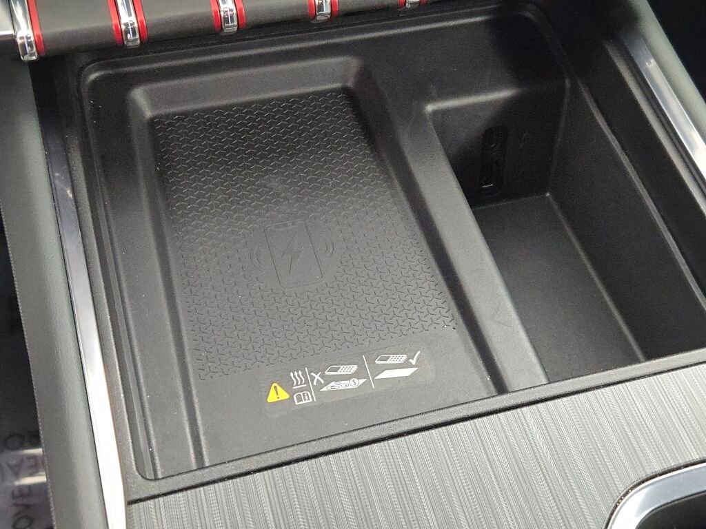 Used 2024 GMC Acadia AT4 w/ LPO, Floor Liner Package image 32