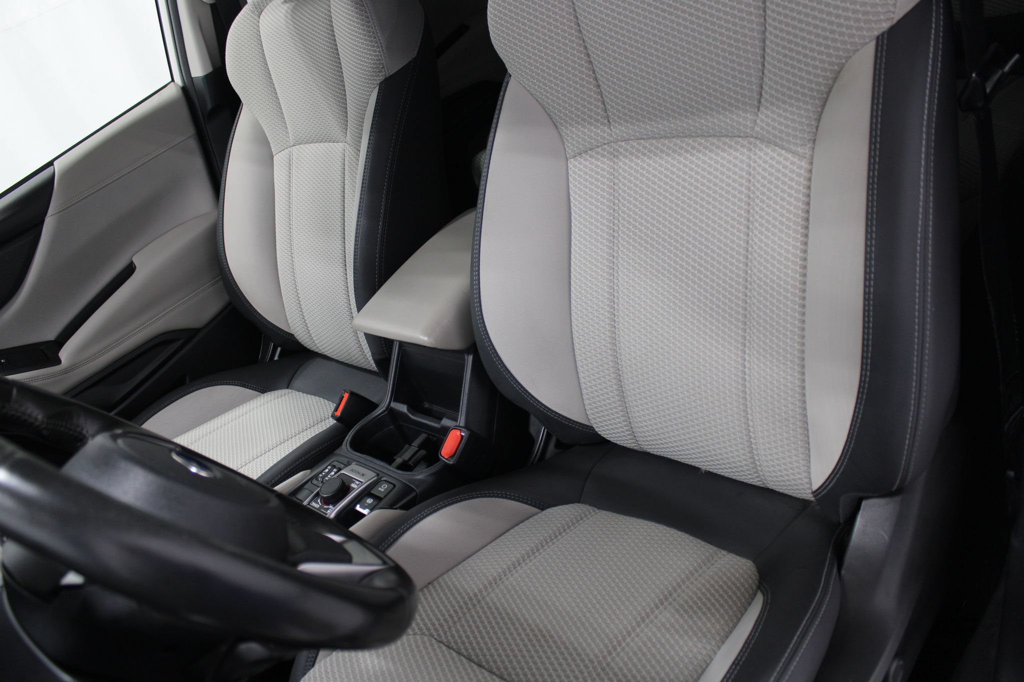 Used 2023 Subaru Forester Premium AWD/4WD image 16