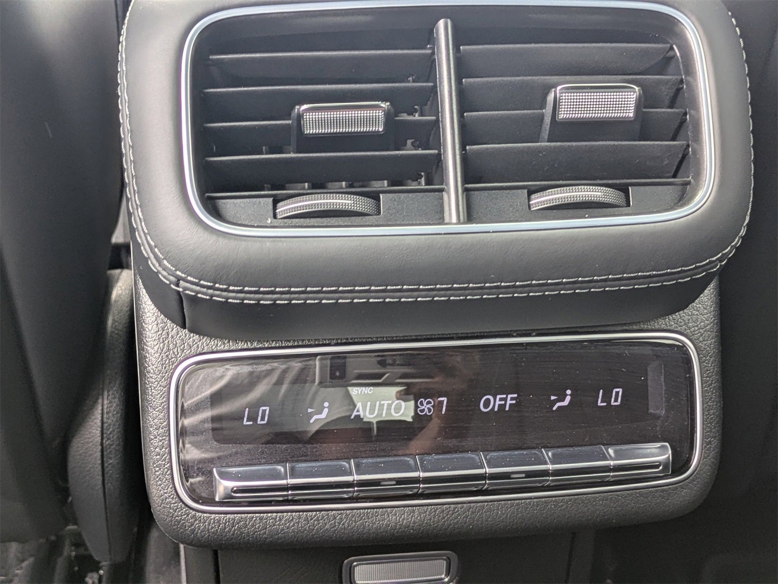 Used 2023 Mercedes-Benz GLS 580 4MATIC image 16