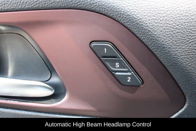 Used 2020 Chrysler Pacifica Limited FWD image 18