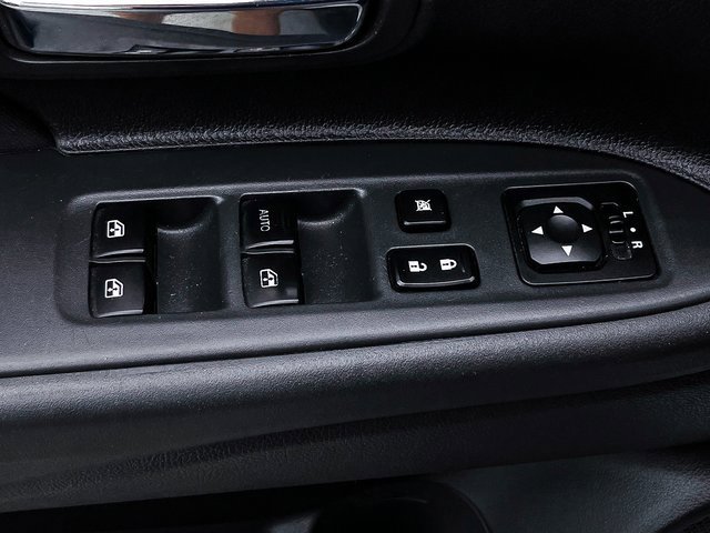 Used 2017 Mitsubishi Outlander ES image 18