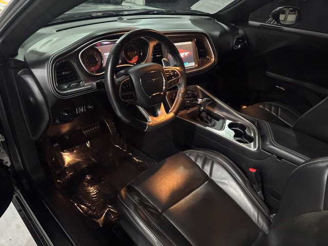 Used 2022 Dodge Challenger SRT Hellcat RWD image 10