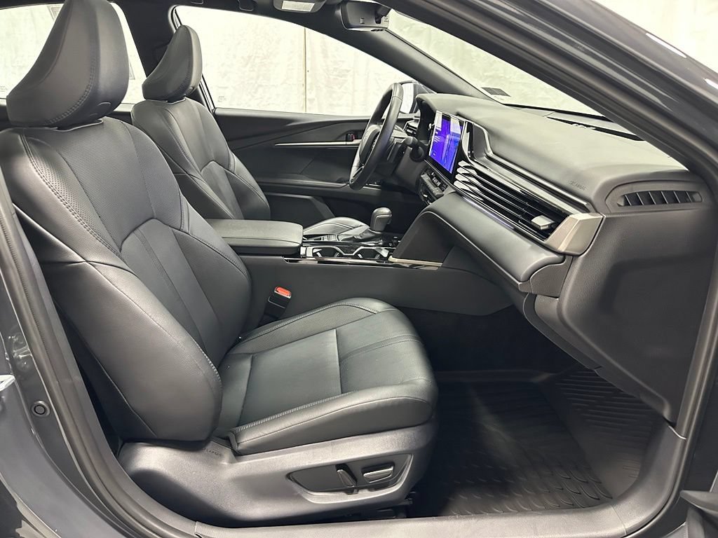 Used 2026 Toyota Camry XSE FWD image 63