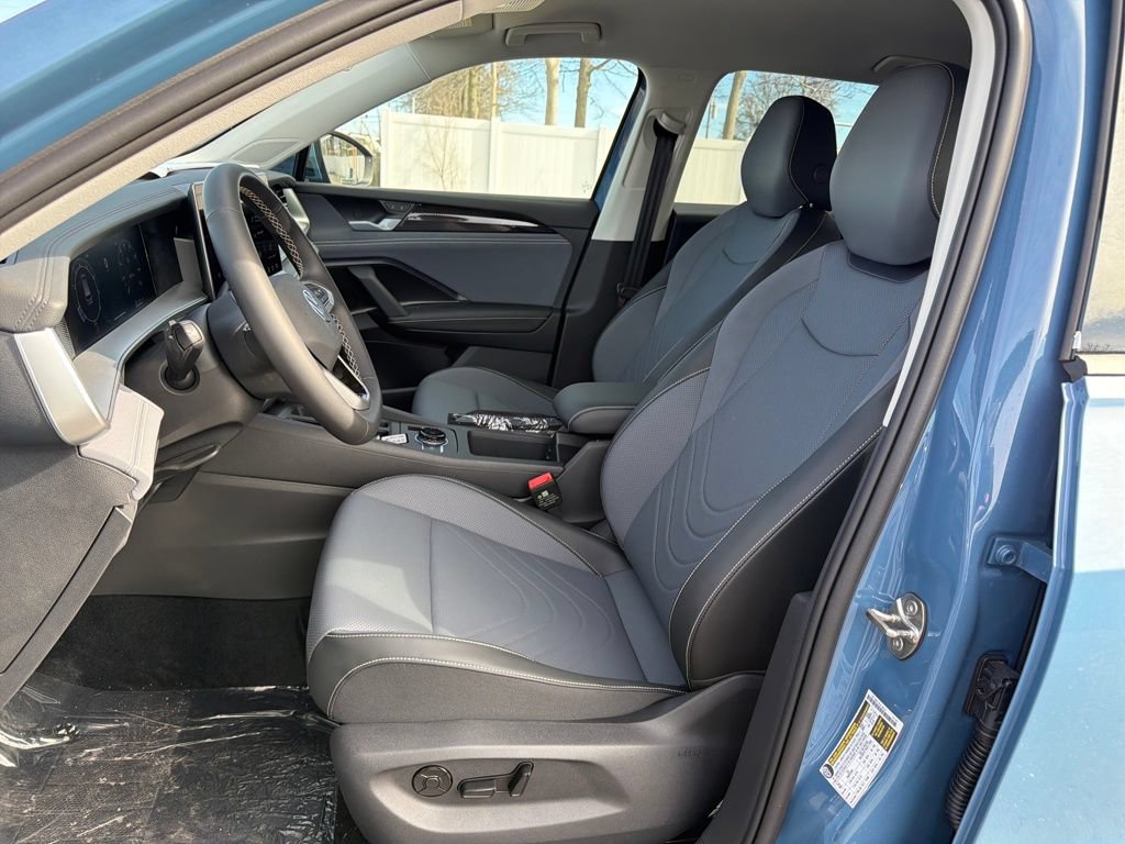 Used 2026 Volkswagen Tiguan SE AWD/4WD image 10