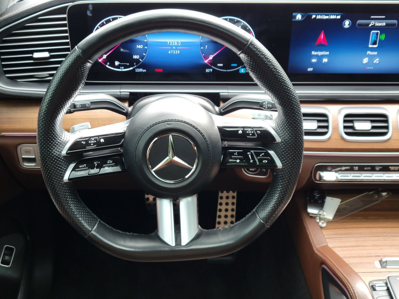 Used 2024 Mercedes-Benz GLS 450 4MATIC image 29
