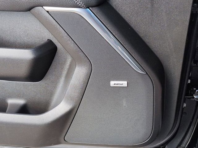 Used 2025 GMC Yukon Denali AWD/4WD image 16