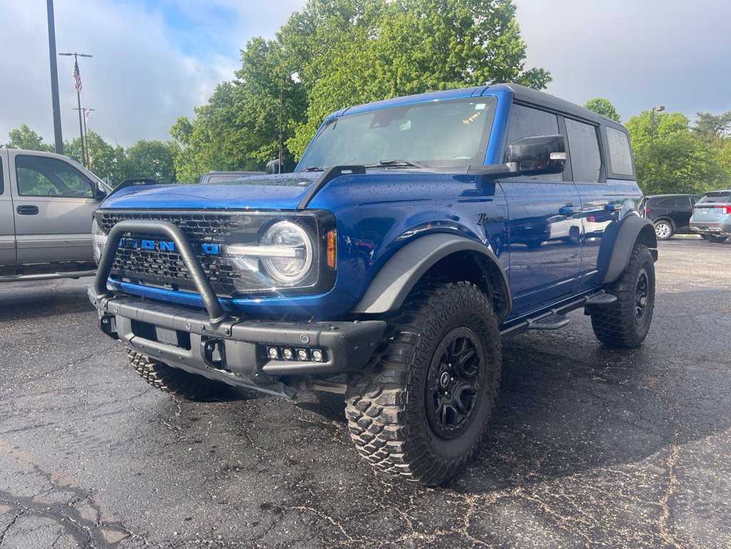 Used 2021 Ford Bronco First Edition AWD/4WD image 2