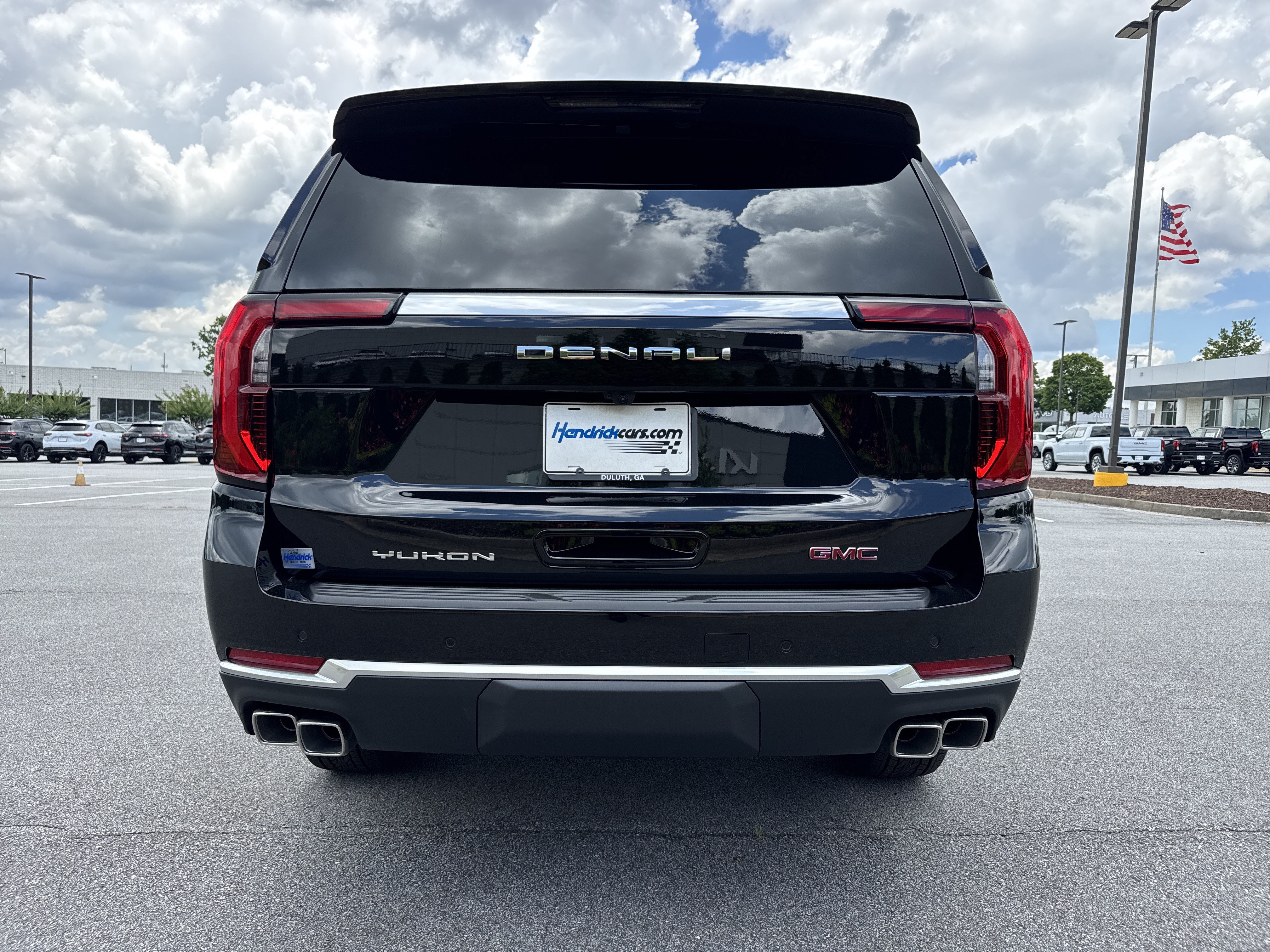 New 2026 GMC Yukon Denali AWD/4WD image 9