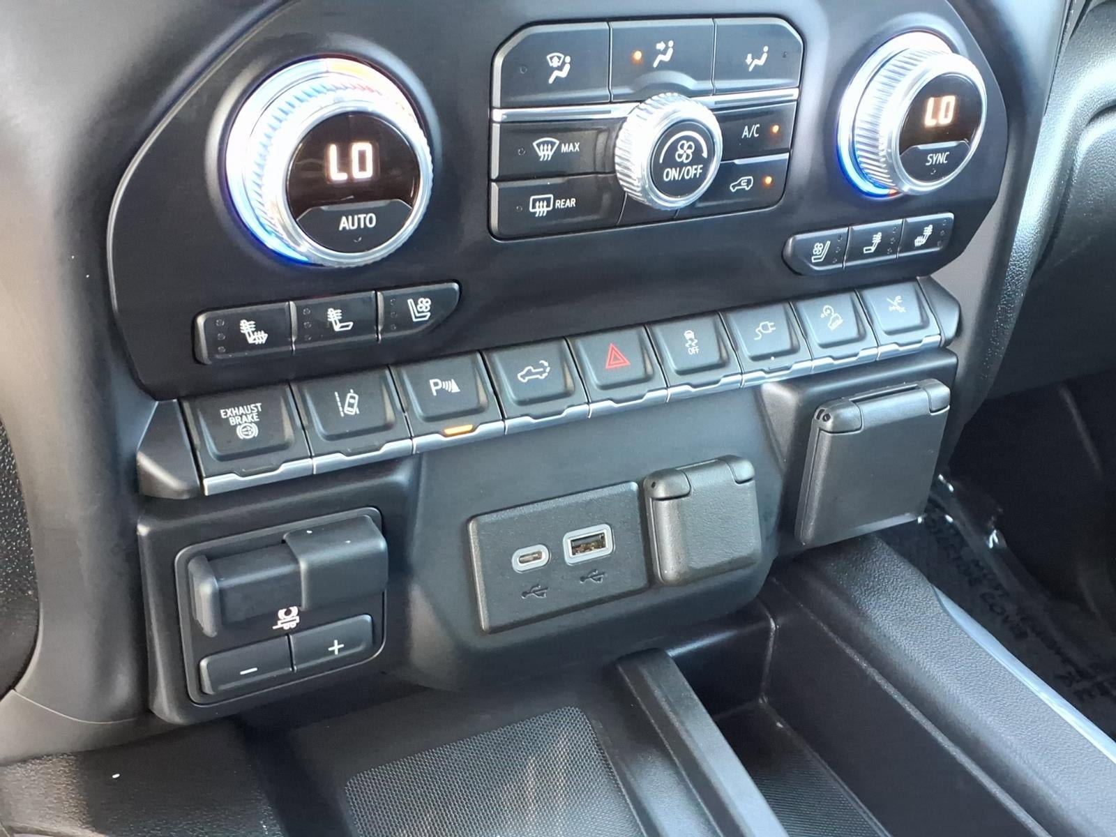 Used 2022 GMC Sierra 2500 Denali w/ Technology Package AWD/4WD image 30