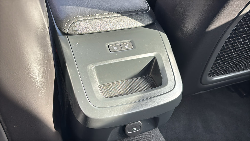 Certified 2024 Volvo S60 B5 Plus w/ Climate Package AWD/4WD image 9