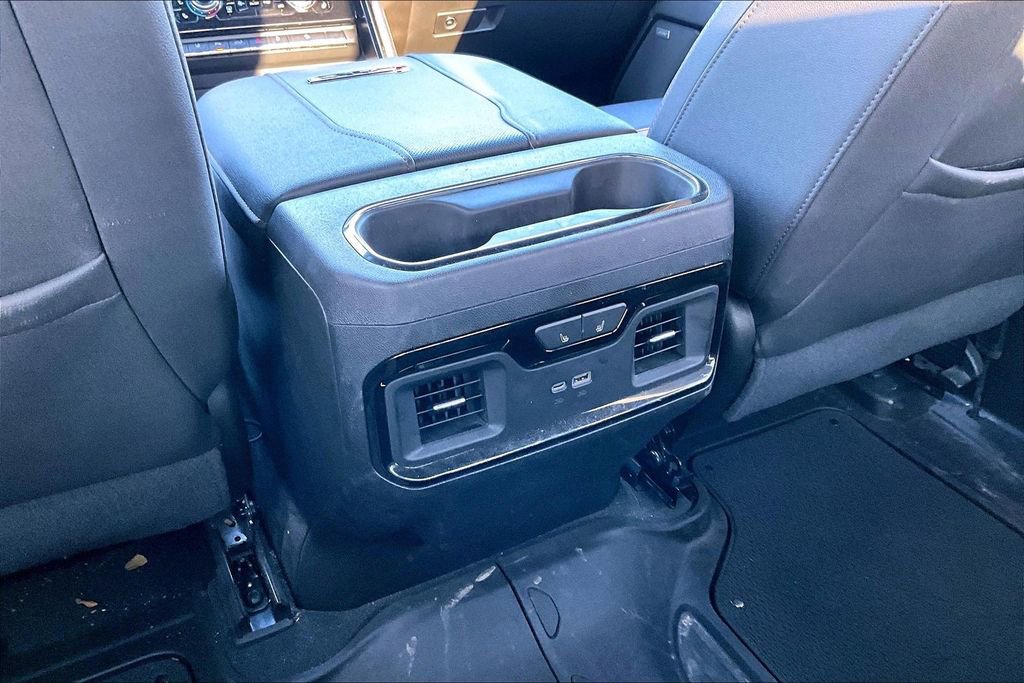 Used 2024 GMC Sierra 2500 AT4 w/ AT4 Premium Plus Package AWD/4WD image 31