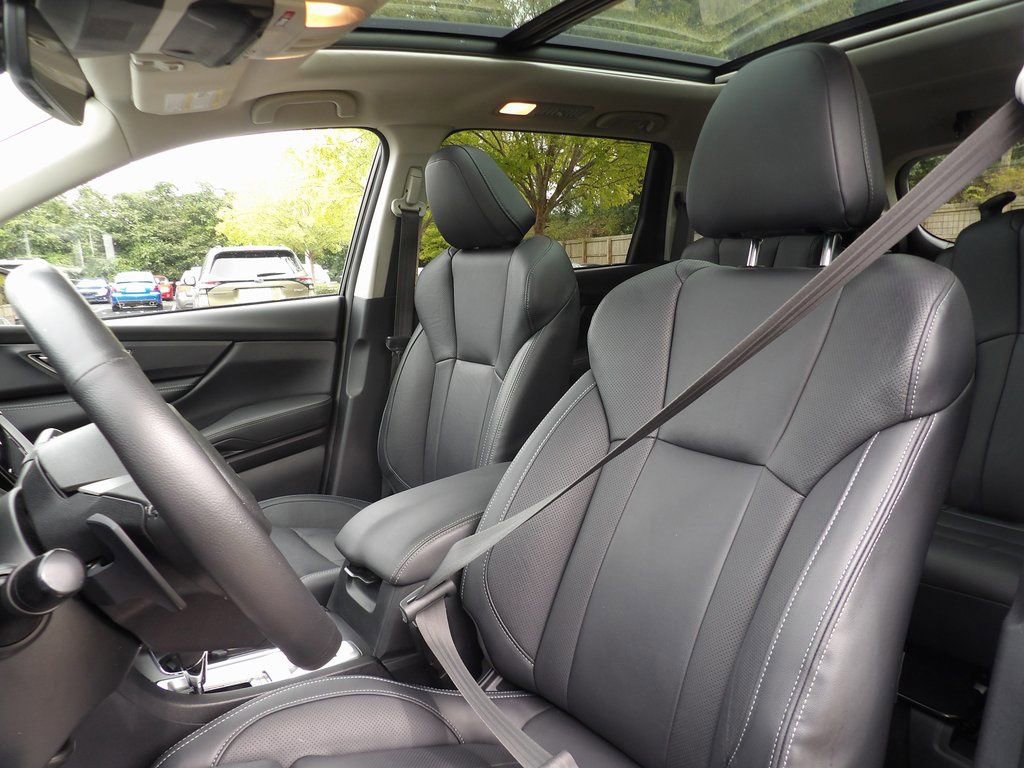 Used 2023 Subaru Ascent Limited w/ Technology Package image 9