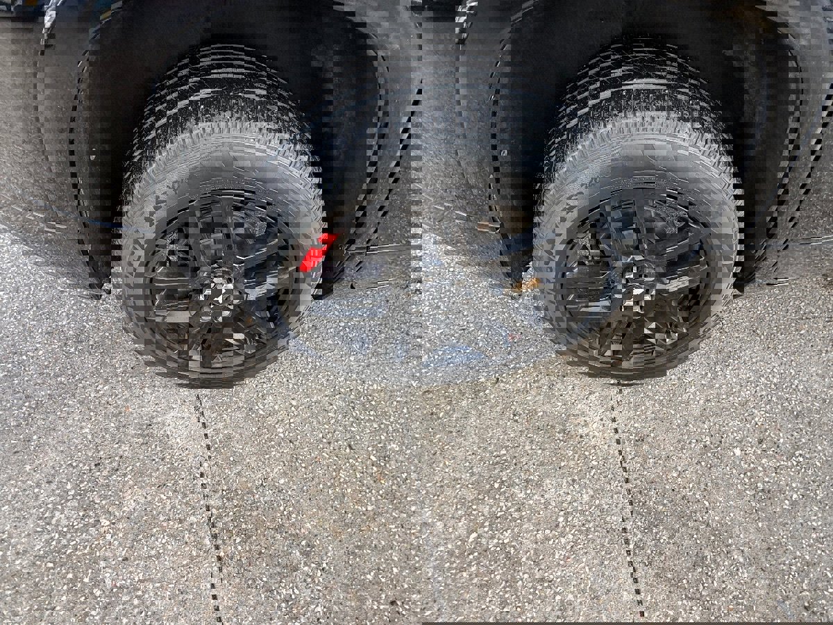 Used 2019 Chevrolet Traverse Premier w/ Redline Edition image 12