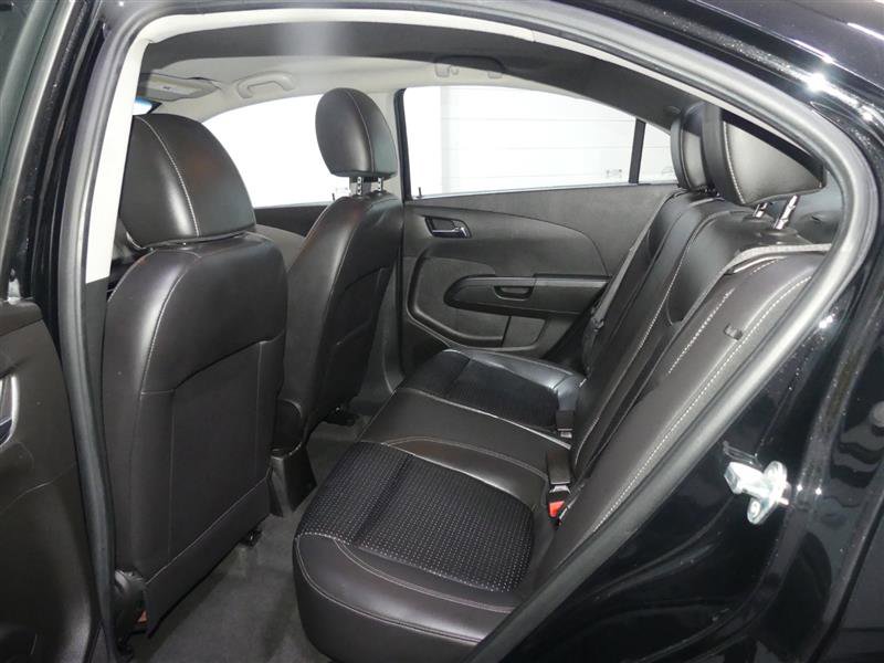 Used 2019 Chevrolet Sonic Premier FWD image 26