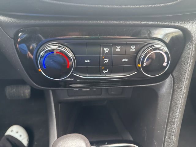 Used 2021 Buick Encore GX Preferred image 22