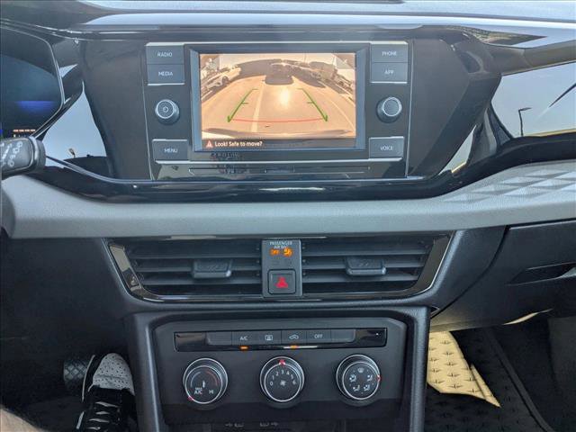 Used 2022 Volkswagen Taos S image 15