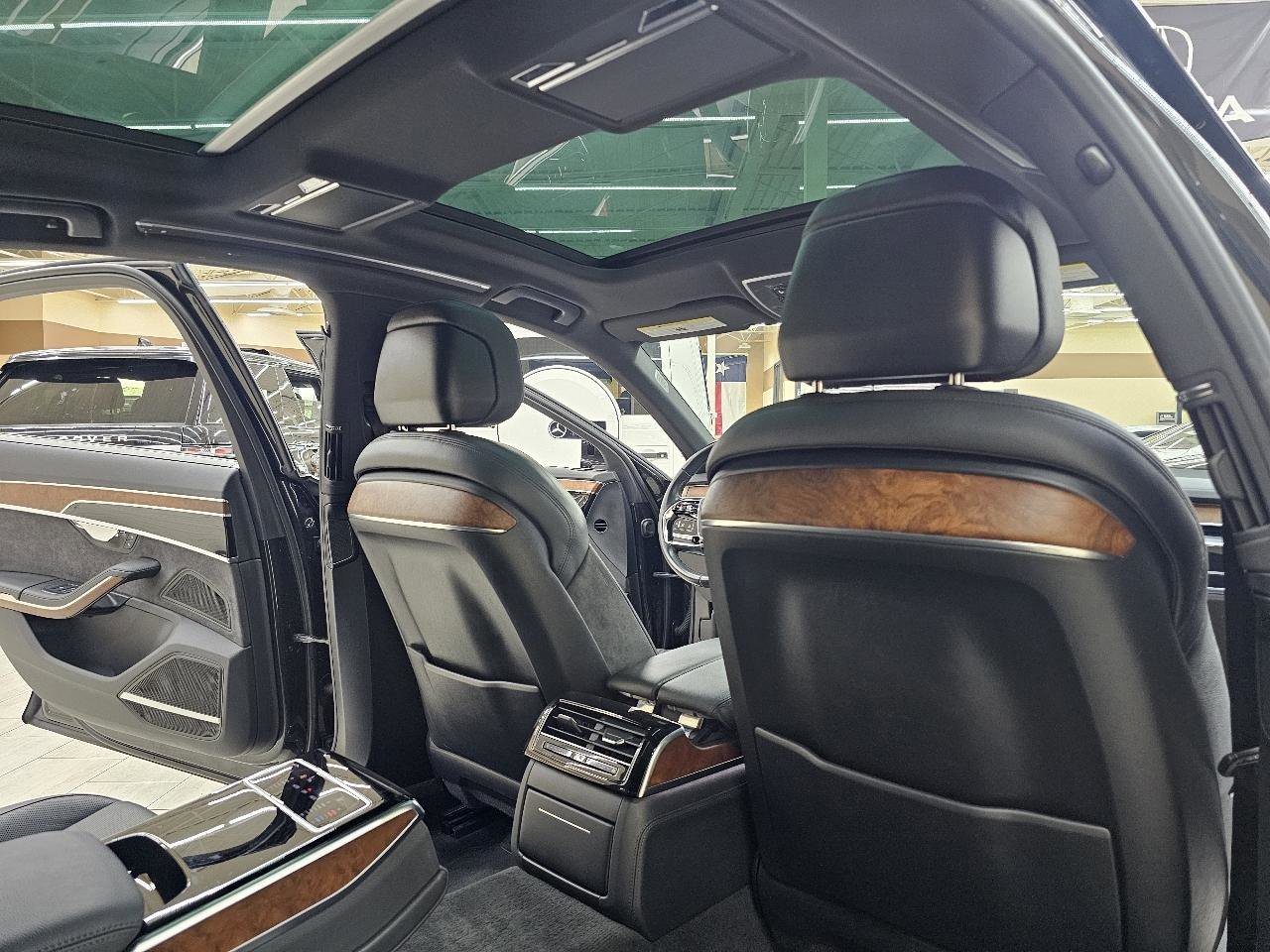 Used 2019 Audi A8 L 3.0T w/ Executive Package AWD/4WD image 25