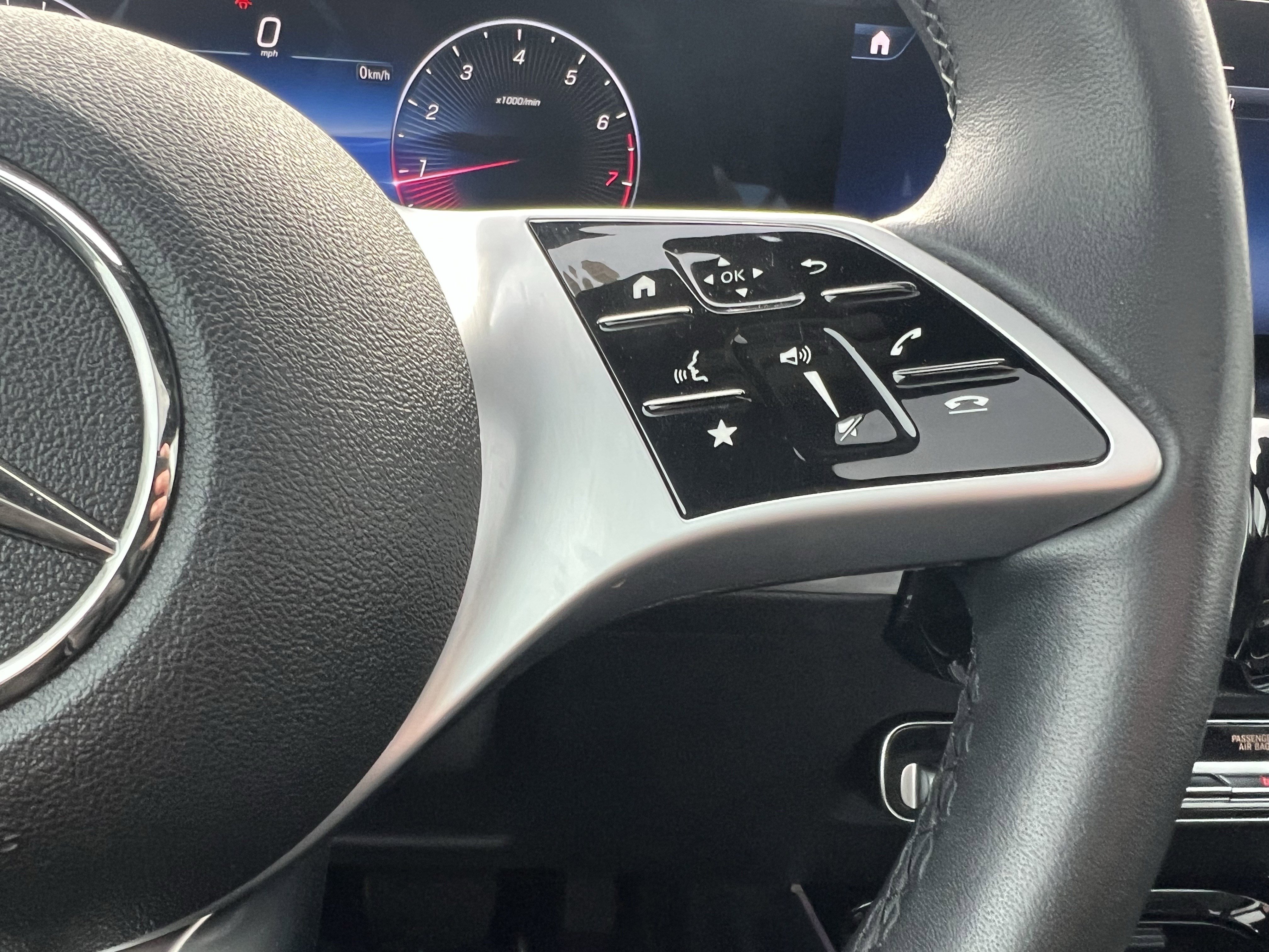 Used 2024 Mercedes-Benz GLB 250 4MATIC image 20