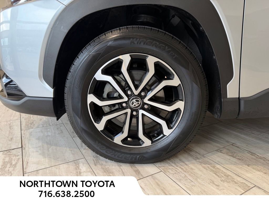 Used 2024 Toyota Corolla Cross S AWD/4WD image 29