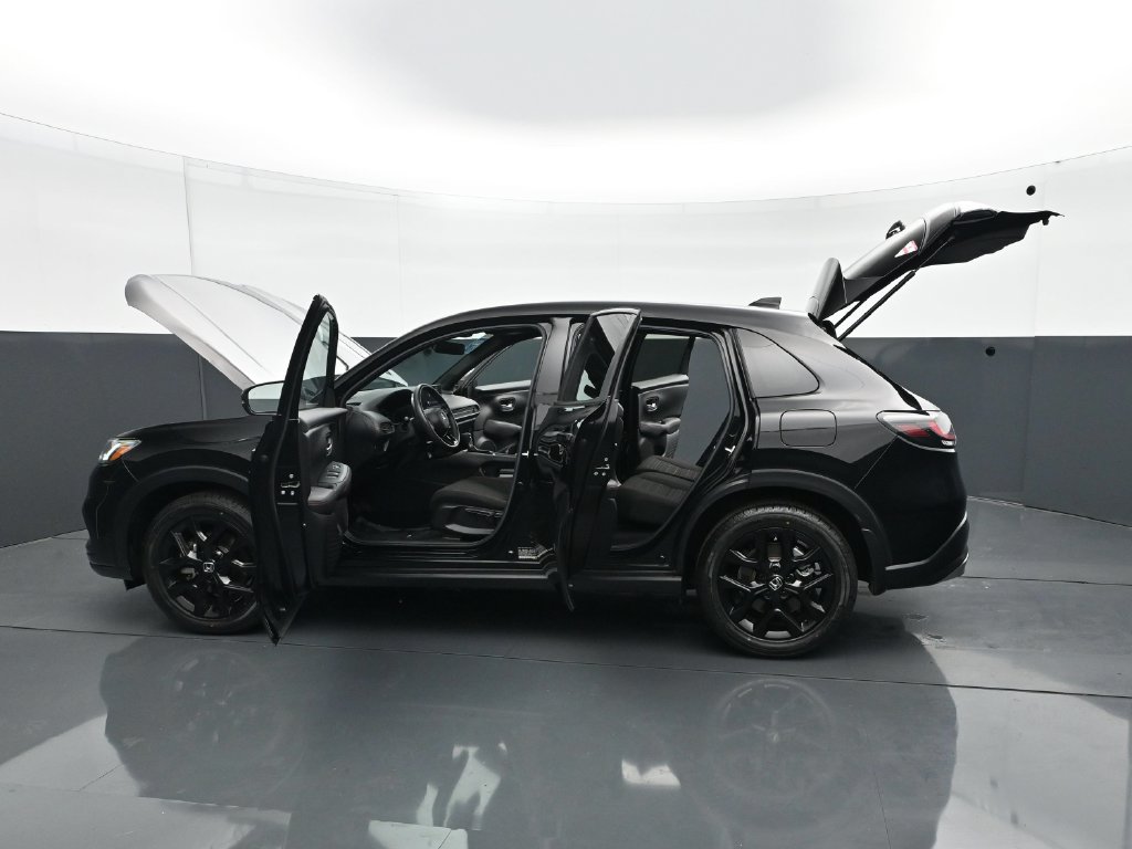 Used 2024 Honda HR-V Sport image 30
