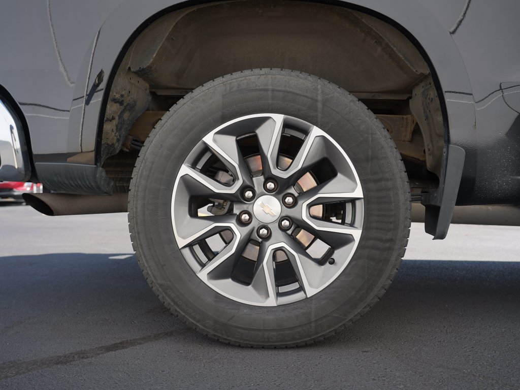 Certified 2023 Chevrolet Silverado 1500 LT w/ Convenience Package II AWD/4WD image 29