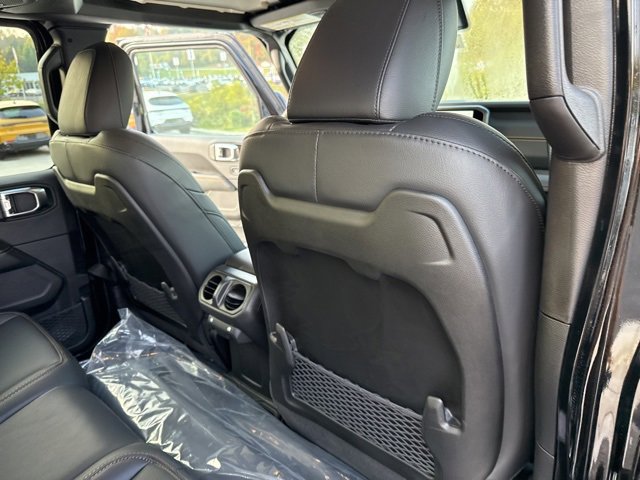 New 2025 Jeep Gladiator Sport image 30