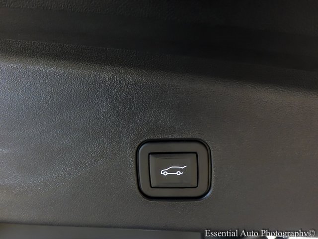 New 2026 Cadillac Vistiq Sport w/ LPO, Floor Liner Package image 23