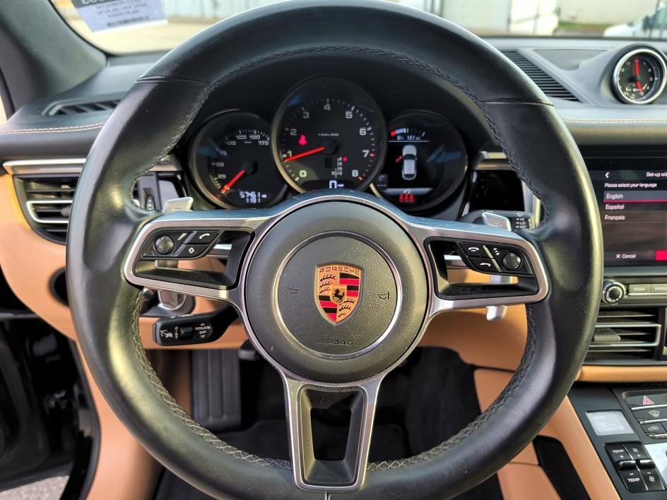 Used 2021 Porsche Macan image 18