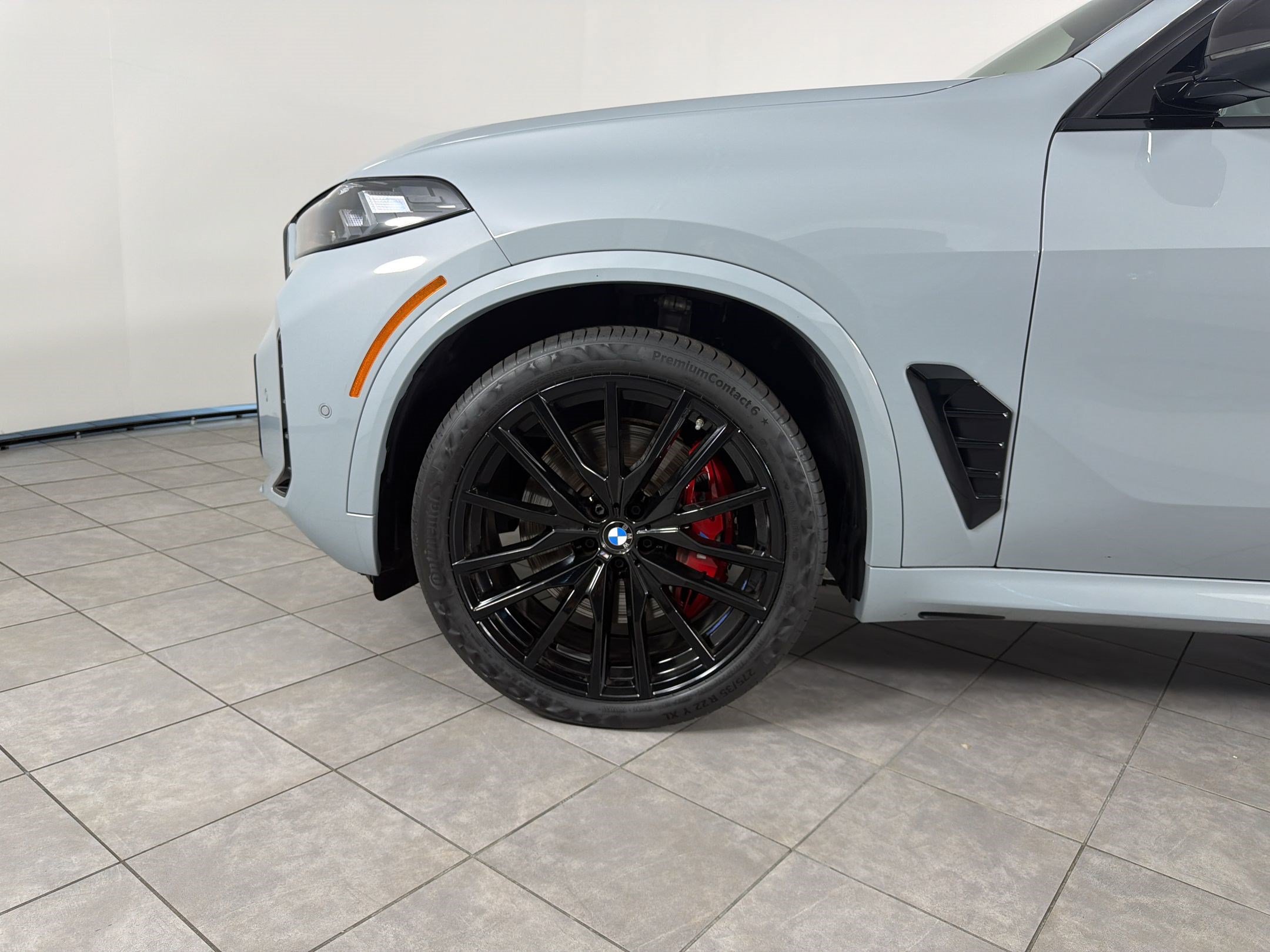 Certified 2026 BMW X5 M60i w/ Executive Package AWD/4WD image 12