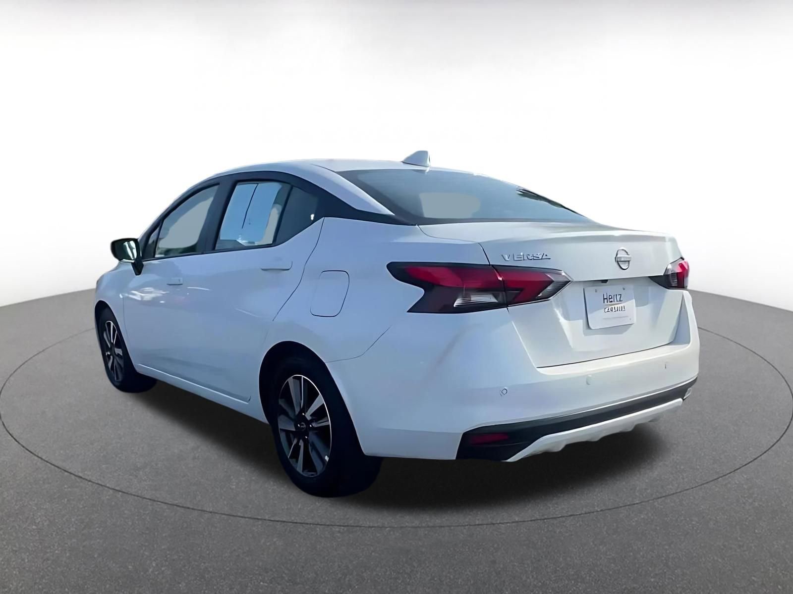 Used 2025 Nissan Versa SV image 11