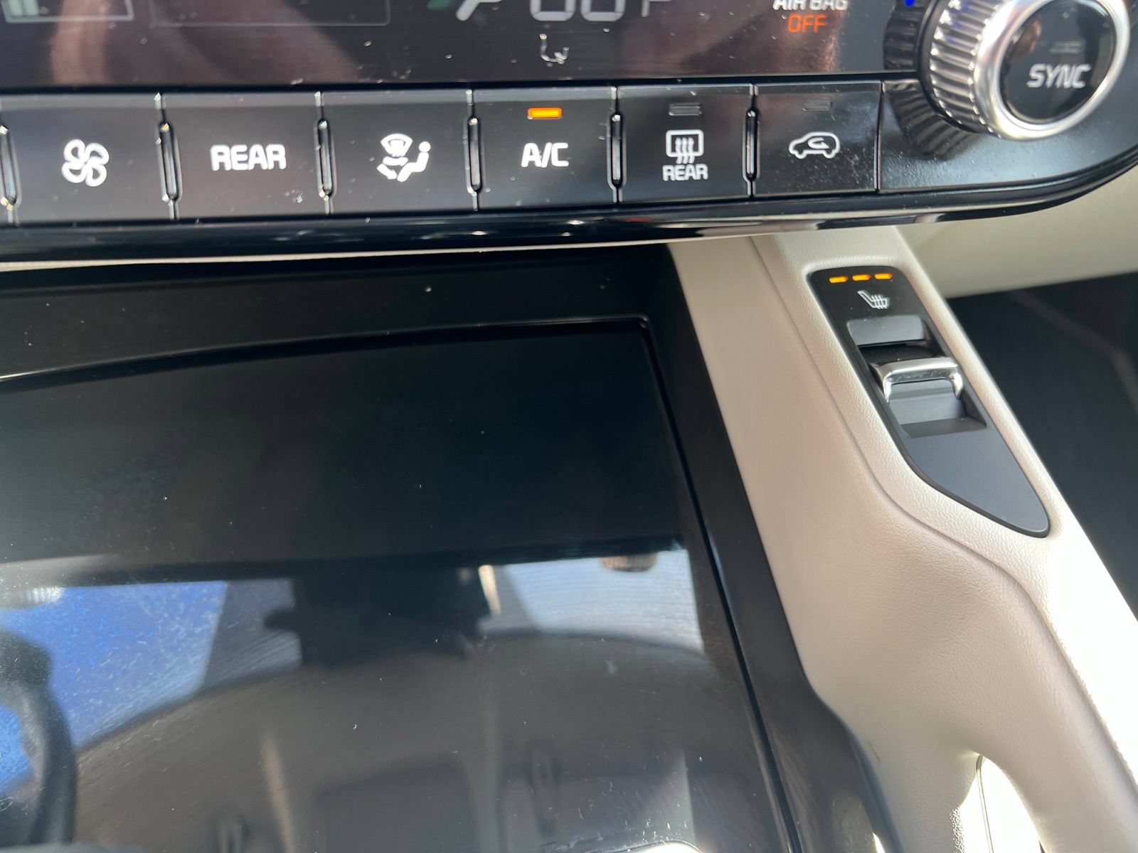 Used 2025 Kia Telluride S AWD/4WD image 30