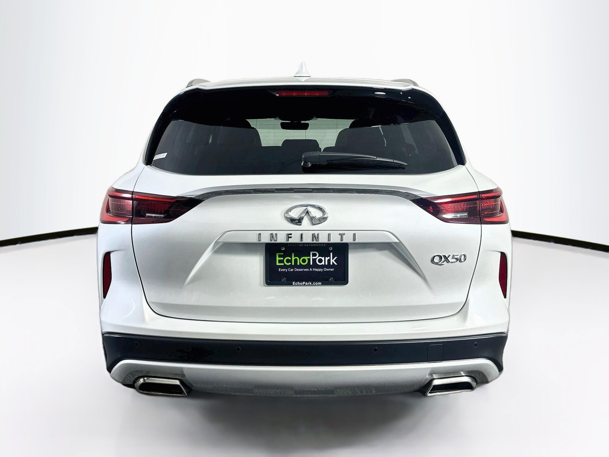 Used 2023 INFINITI QX50 Luxe FWD image 7