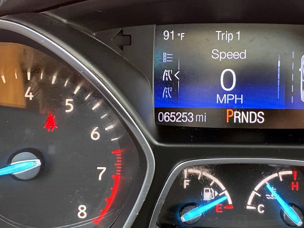 Used 2019 Ford Escape Titanium AWD/4WD image 31