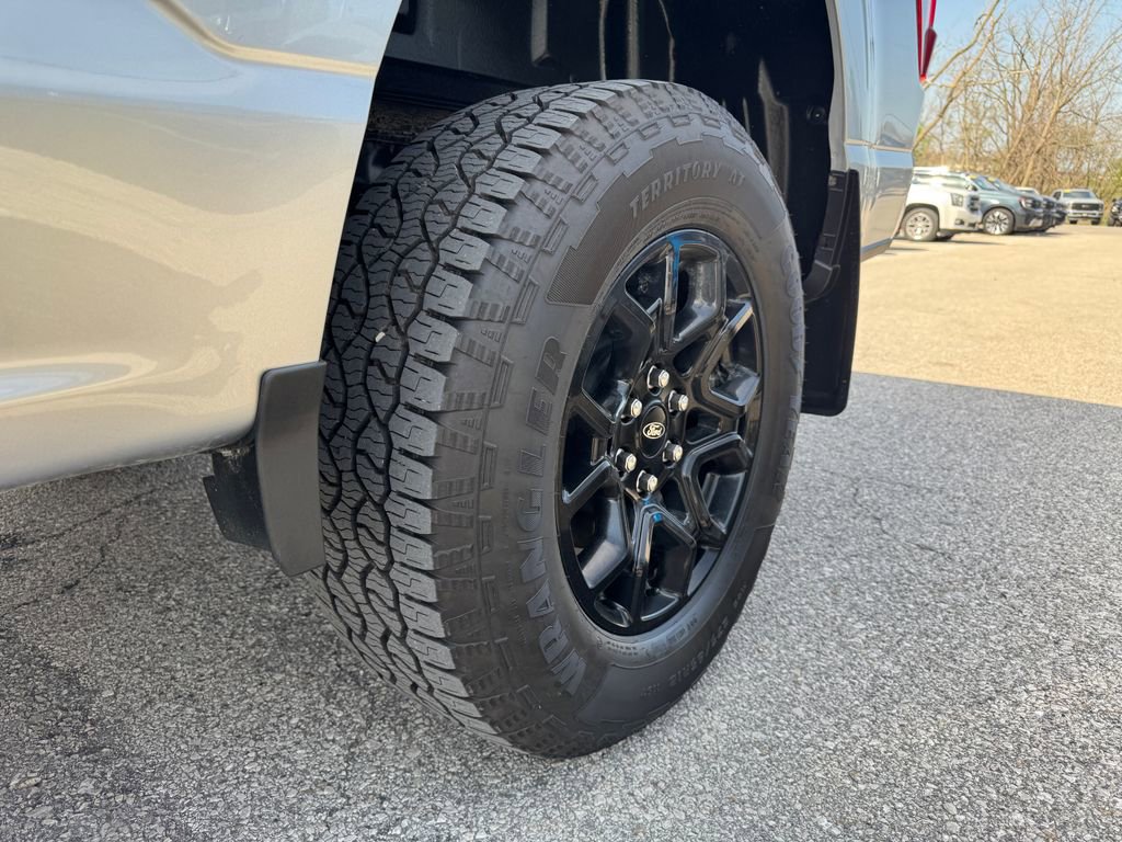 Used 2025 Ford F150 XLT w/ Equipment Group 302A MID AWD/4WD image 17