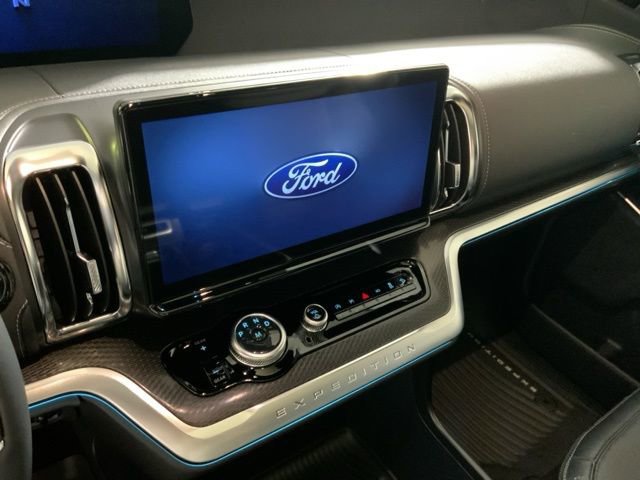 New 2026 Ford Expedition Platinum w/ Stealth Appearance Package image 17