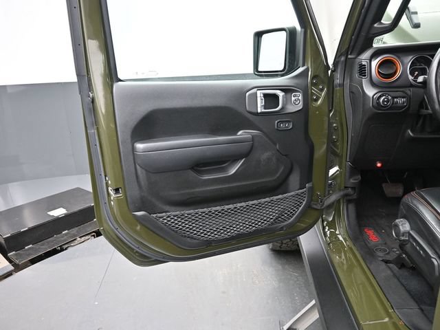 Used 2022 Jeep Gladiator Mojave w/ Dual Top Group AWD/4WD image 12