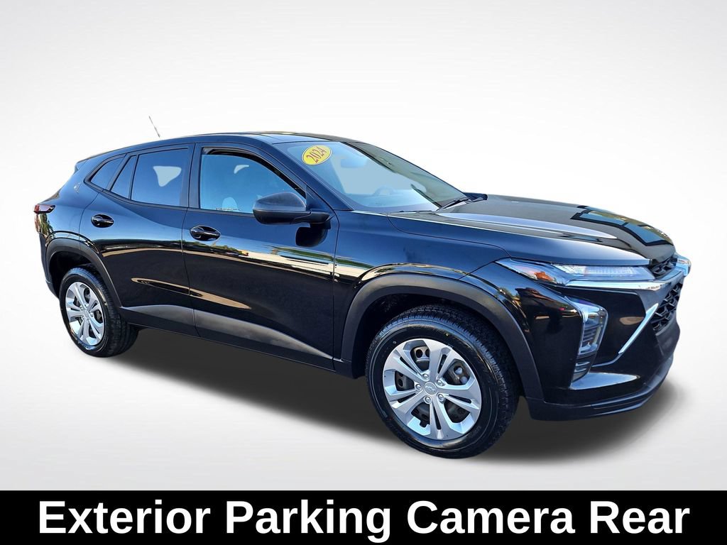 Used 2024 Chevrolet Trax LS FWD image 8