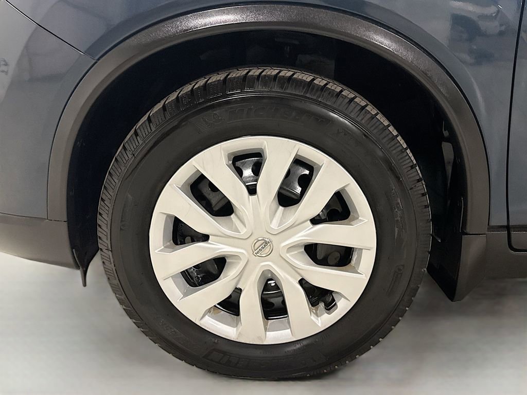 Used 2016 Nissan Rogue S image 34