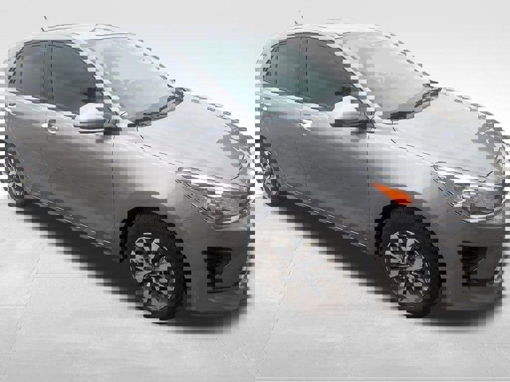 Used 2023 Kia Rio S w/ Technology Package image 3