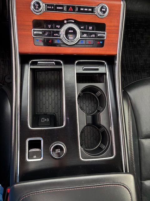 Used 2021 Lincoln Aviator Reserve w/ Equipment Group 201A AWD/4WD image 22