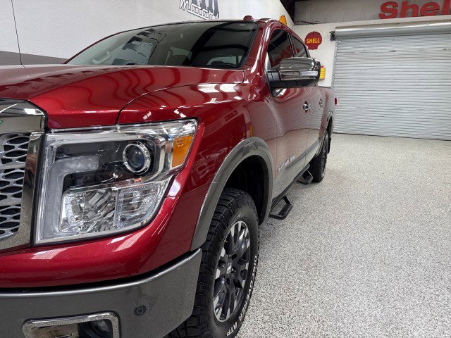 Used 2018 Nissan Titan Platinum Reserve w/ Platinum Utility Package image 10