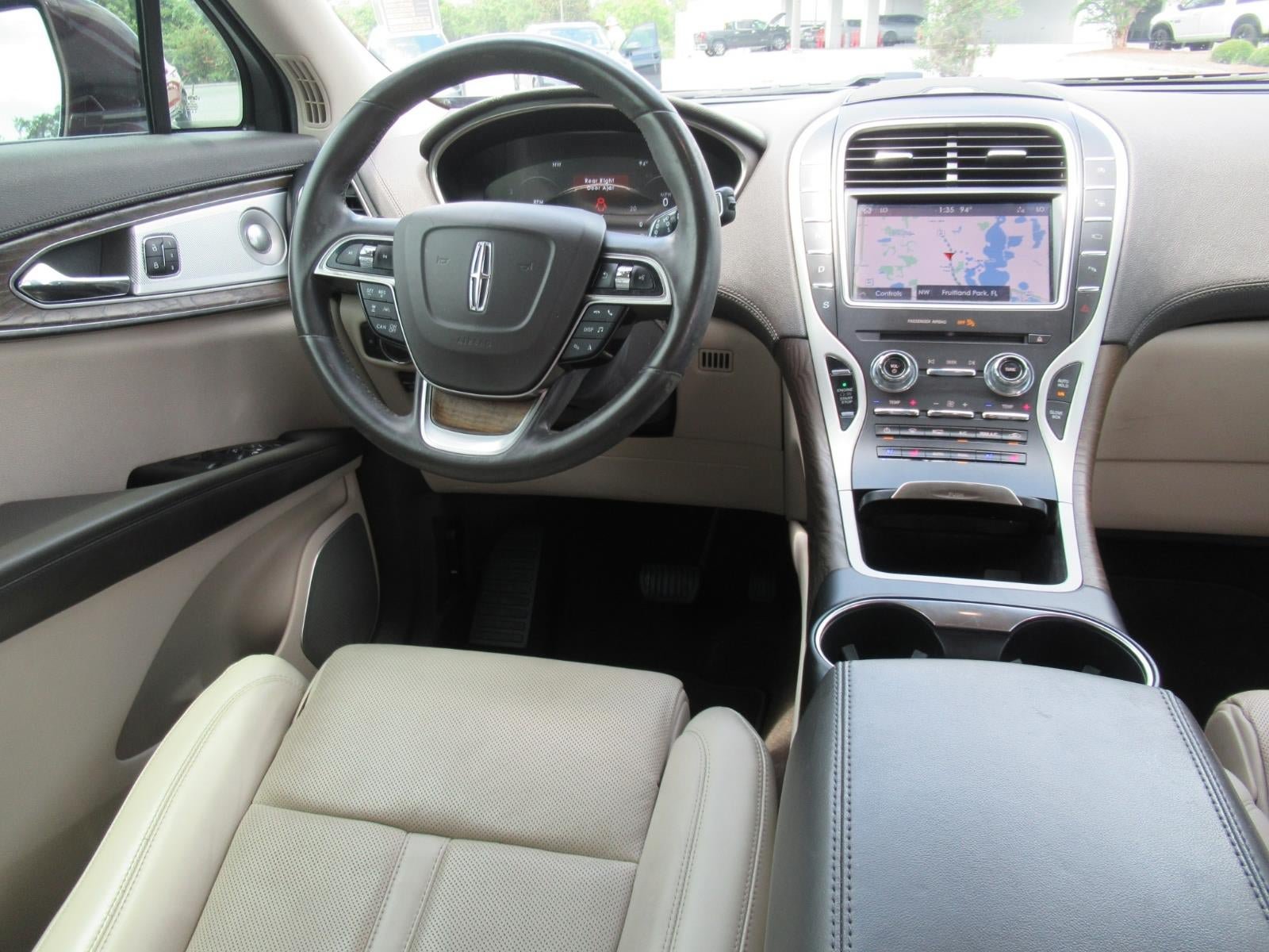 Used 2020 Lincoln Nautilus Reserve w/ Equipment Group 202A AWD/4WD image 13